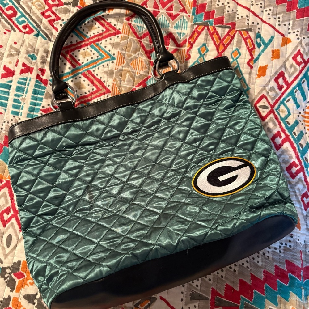 Green Bay Packers ProFANity/Little Earth quilted satin purse w/embroidered G